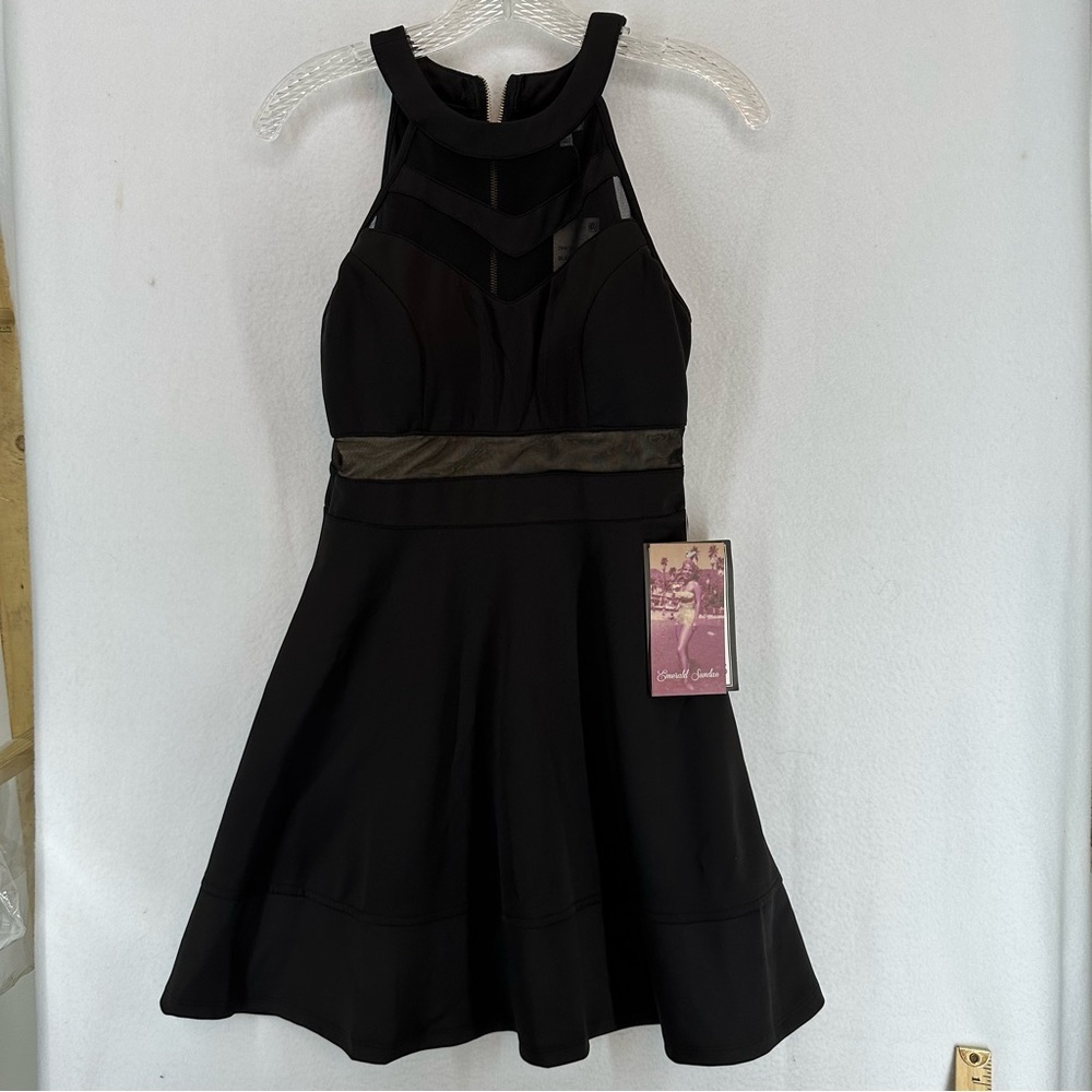 NWT Emerald Sundae Cocktail Mini Halter Dress Prom Homecoming Medium Black